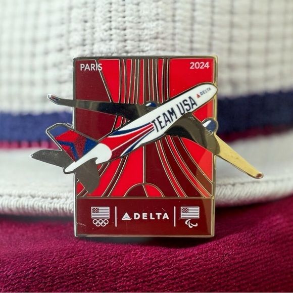 Delta Air Lines 2024 Paris Olympics Team USA Airplane Livery Collectible Pin New - Picture 11 of 16